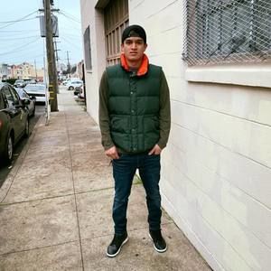 Meet your Posher, Alexix